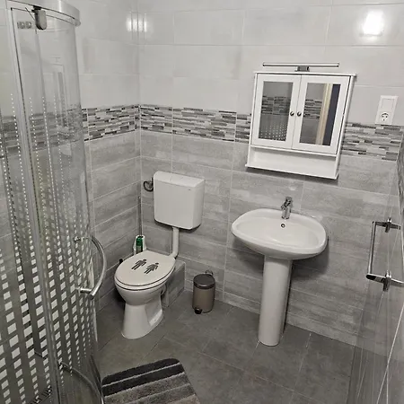 Nemeth * ザラカロシュ